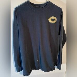 NO LABLE UNISEX BACK PULLOVER SWEATSHIRT. MEASURES TO BE  SIZE MEDIUM